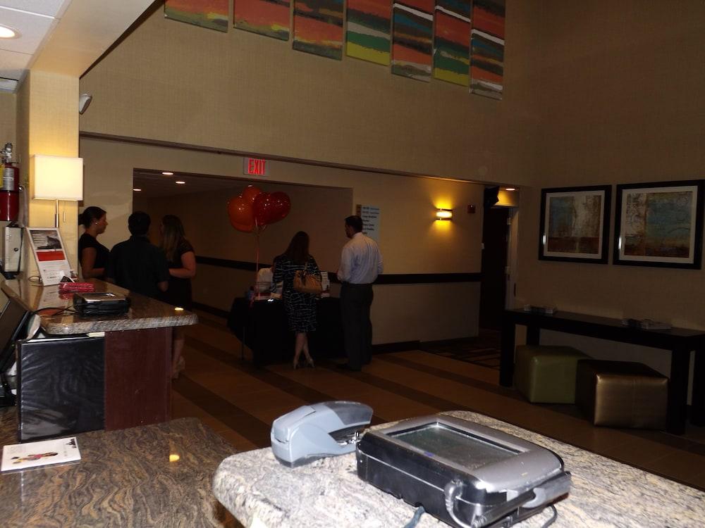 Holiday Inn Express Lexington Southwest Nicholasville By Ihg Exterior foto