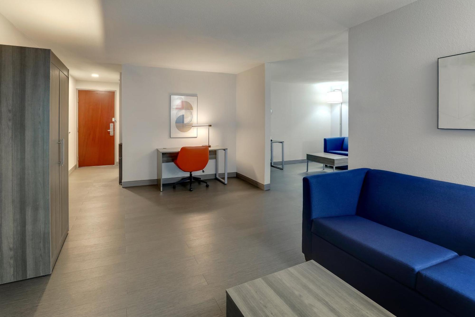 Holiday Inn Express Lexington Southwest Nicholasville By Ihg Exterior foto