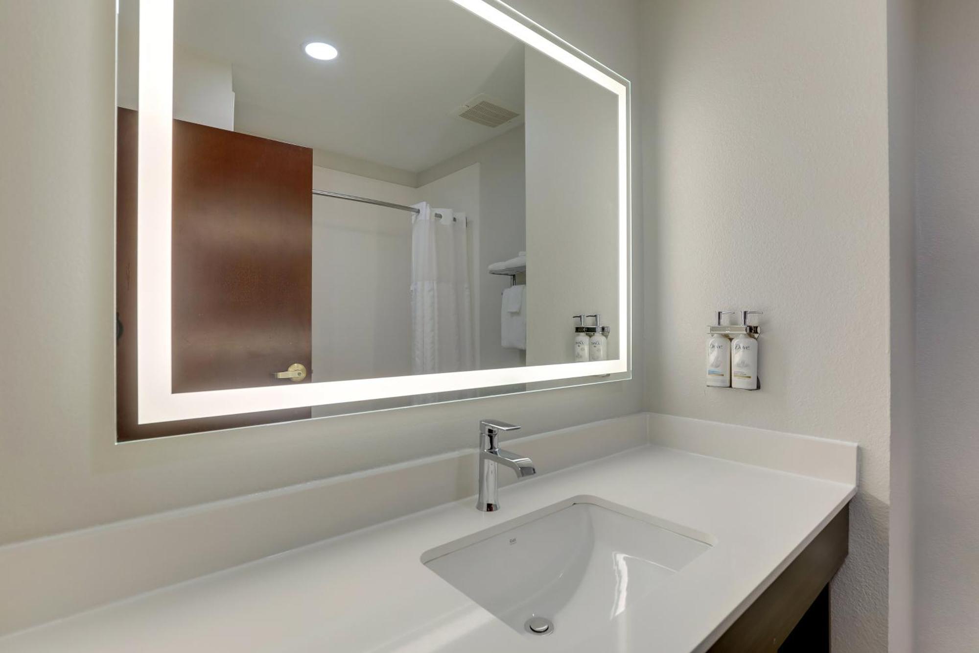 Holiday Inn Express Lexington Southwest Nicholasville By Ihg Exterior foto