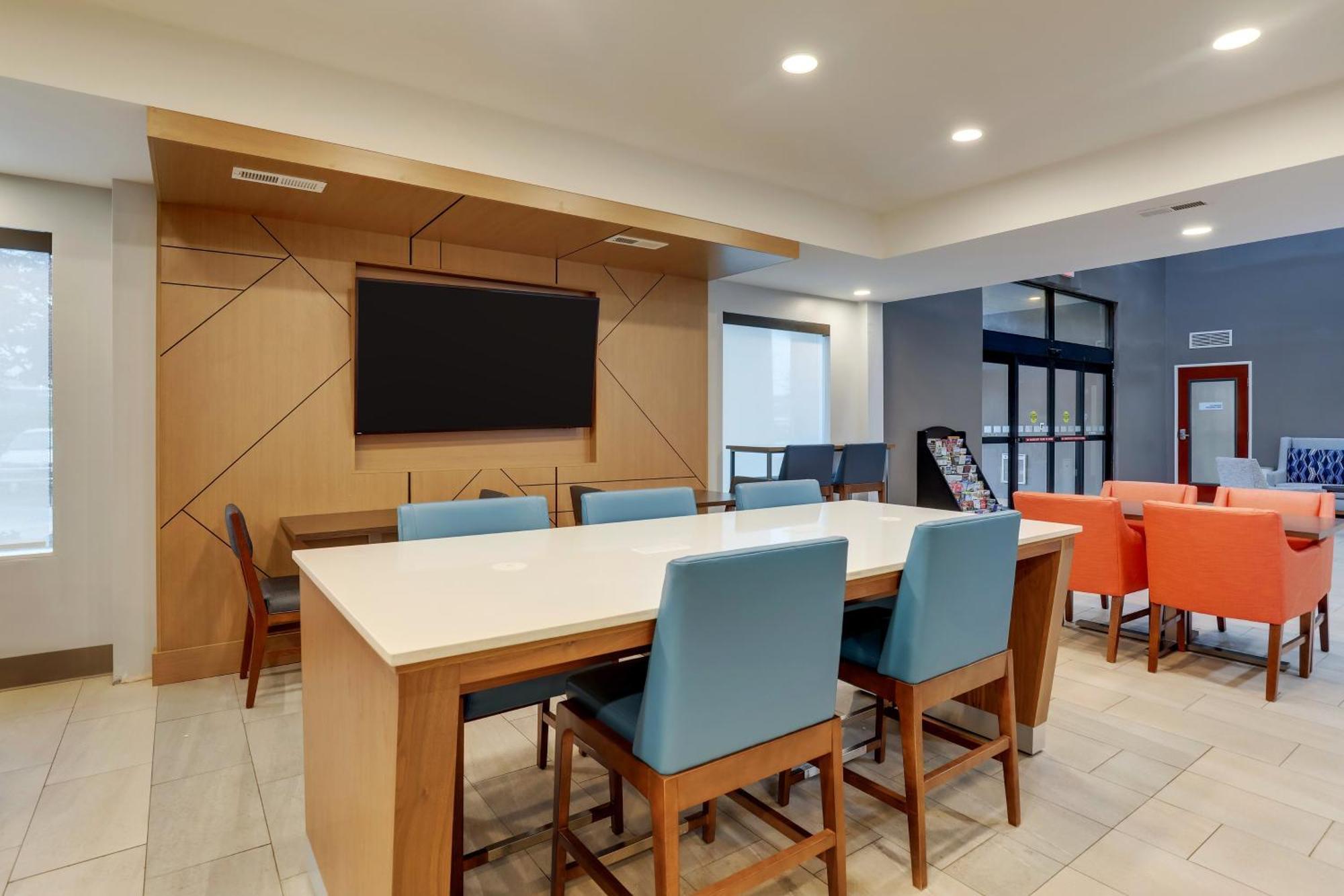 Holiday Inn Express Lexington Southwest Nicholasville By Ihg Exterior foto